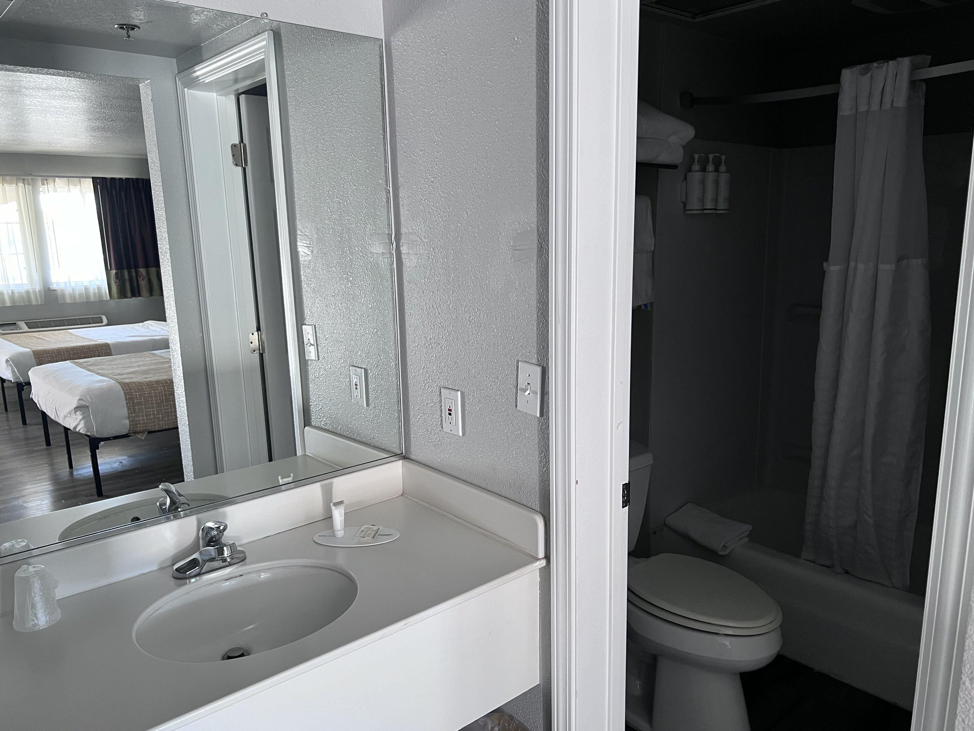 Queen Room with Two Queen Beds and Kitchenette - Non-Smoking