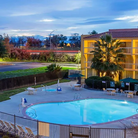 La Quinta By Wyndham Redding-2